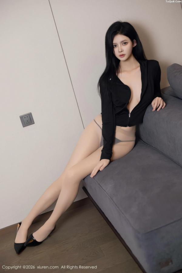   [XiuRen]高清写真图 2026.01.28 No.11283 沈如斯 黑色情趣服饰第37张图片